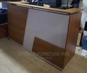 Reception Desk (White)