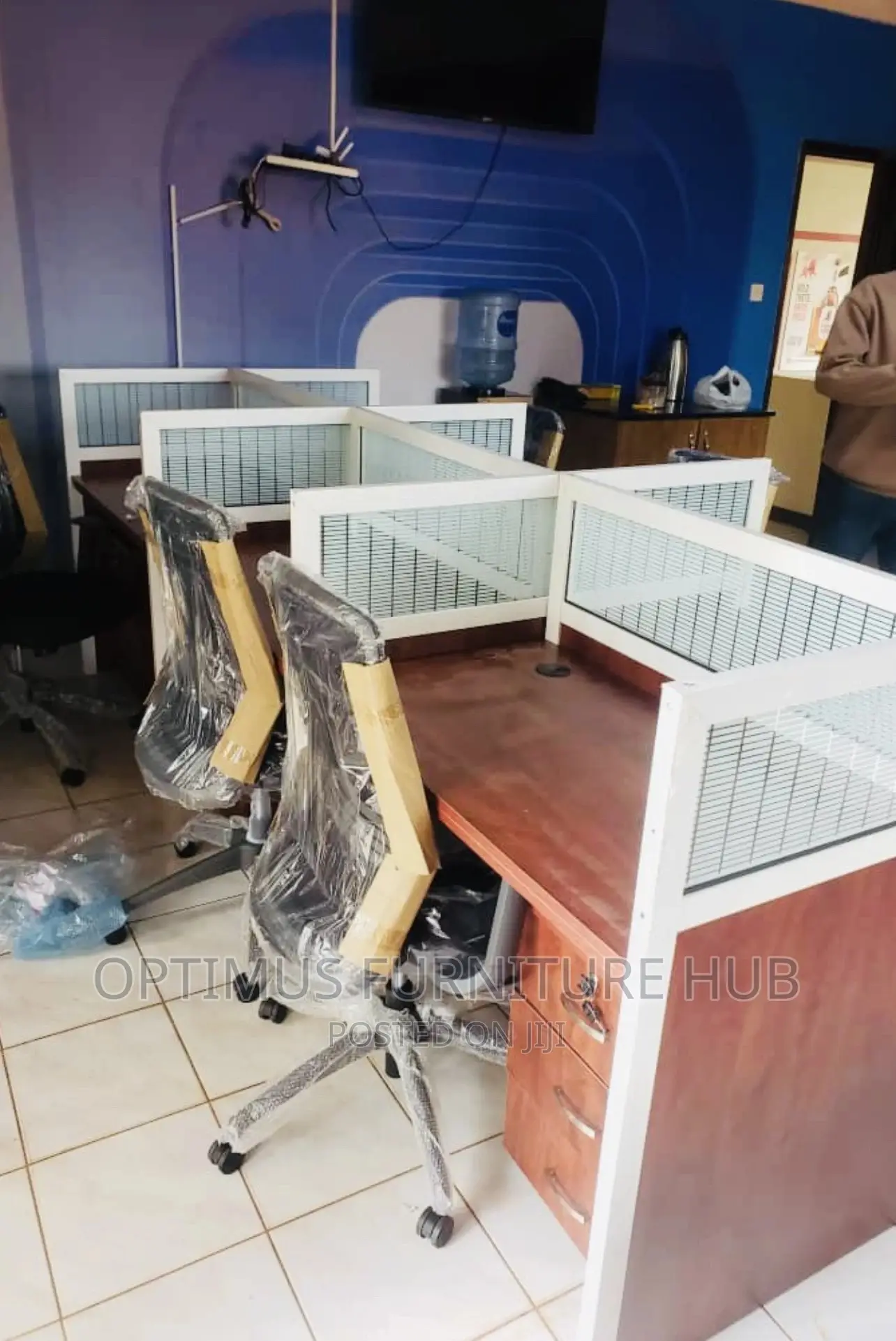 Workstation (Six Way With Chair)