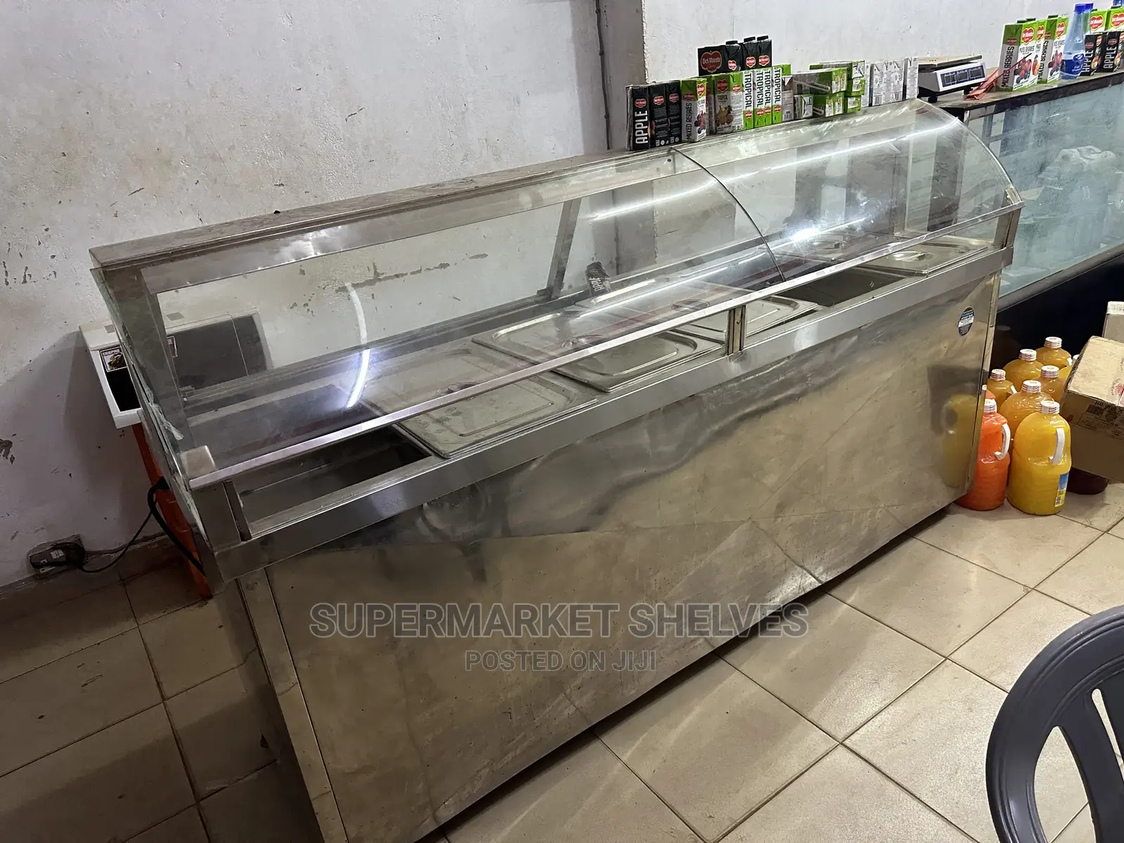 Food Warmer Used but Perfect Condition on Sale at 8m