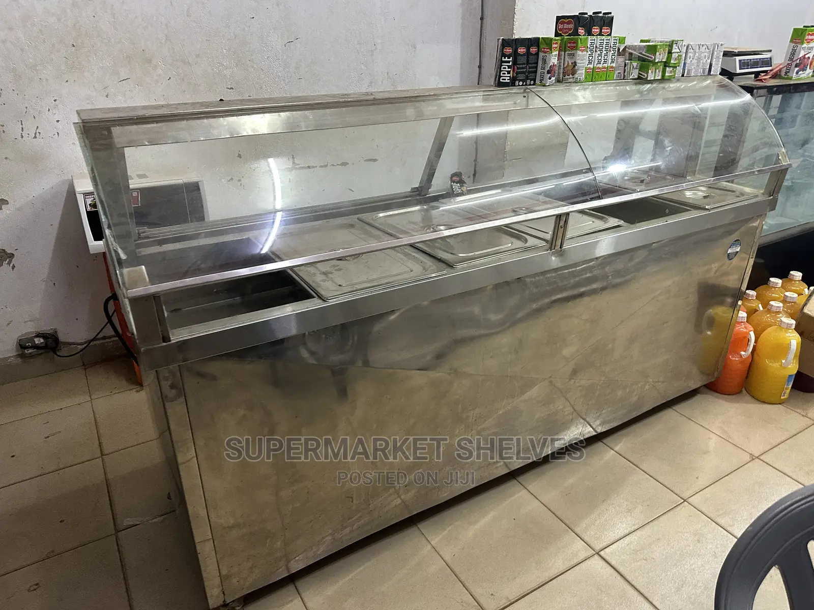 Food Warmer Used but Perfect Condition on Sale at 8m