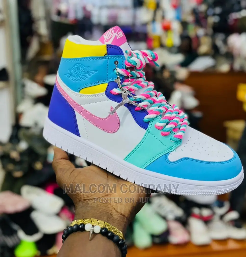 Jordan 1 High Men Shoe