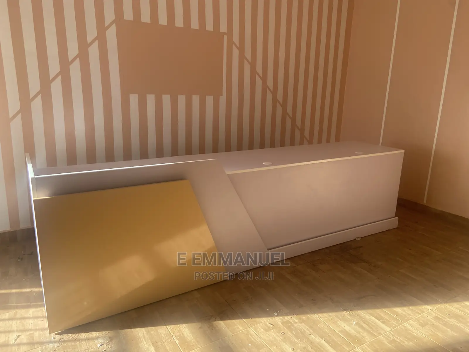 Reception Counter