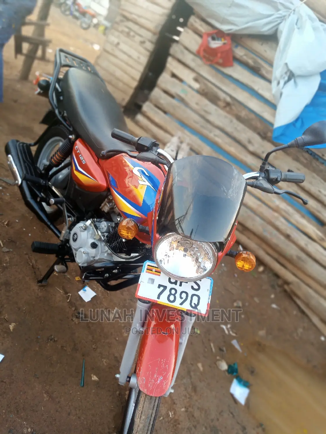 Bajaj Boxer 125 2023 Red