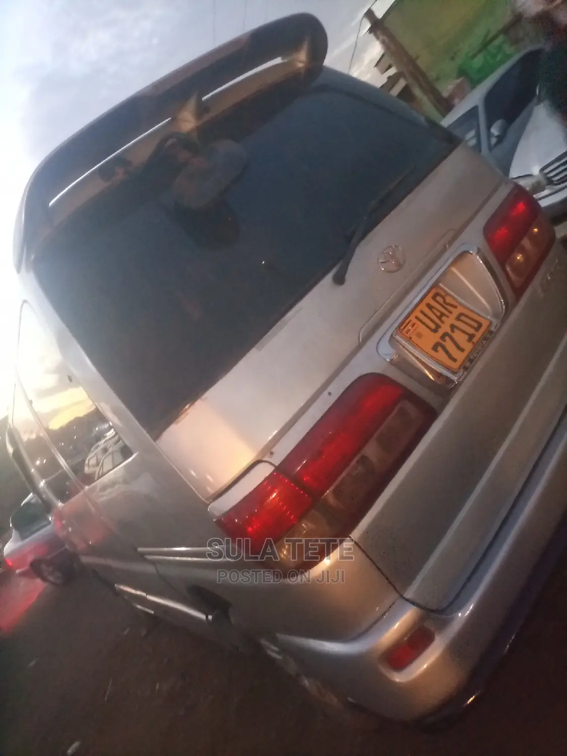 Toyota Regius 1999 Grey
