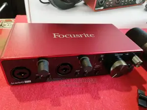 FOCUSRITE Scarlett 2i2 Studio 3rd Gen Audio Interface Bundle