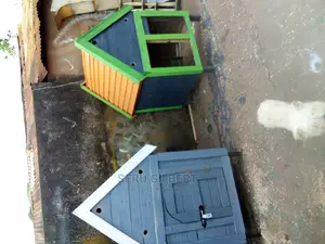 Green Good House Dog