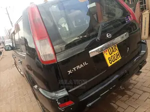 Nissan X-Trail 2.0 Comfort 2003 Black