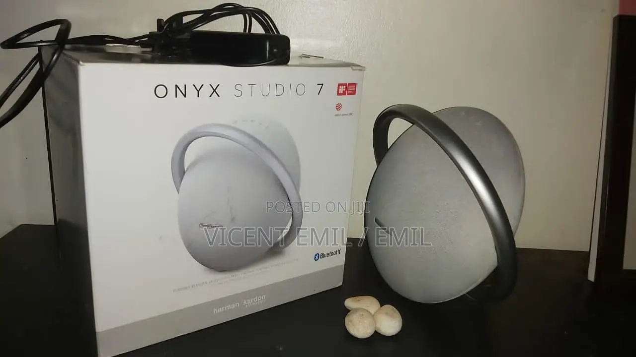 Onyx Studio 7