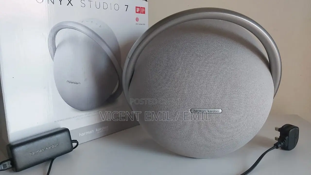 Onyx Studio 7