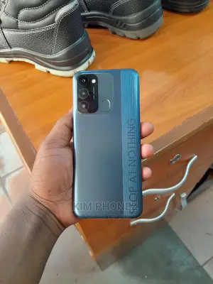 Tecno Spark 8C 64 GB Gray