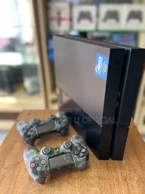 Ps4 Console 2 Pads 500gb