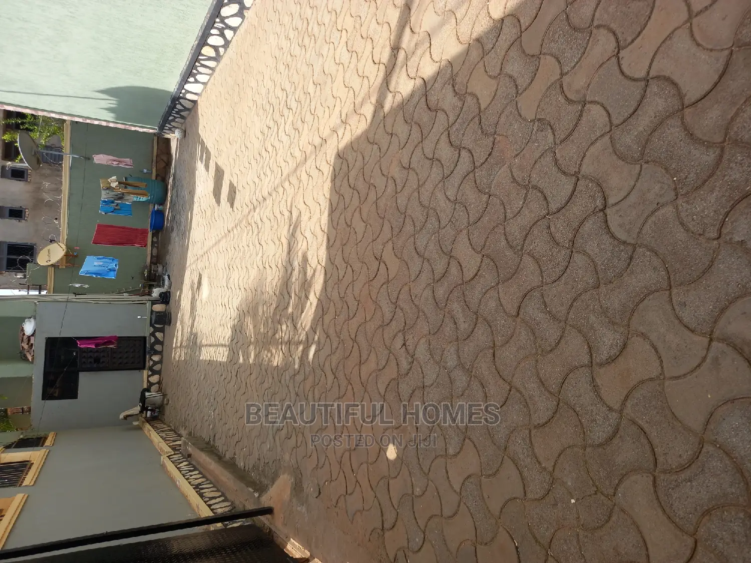 Furnished 1bdrm Block of Flats in Kira Town, Central Division for sale