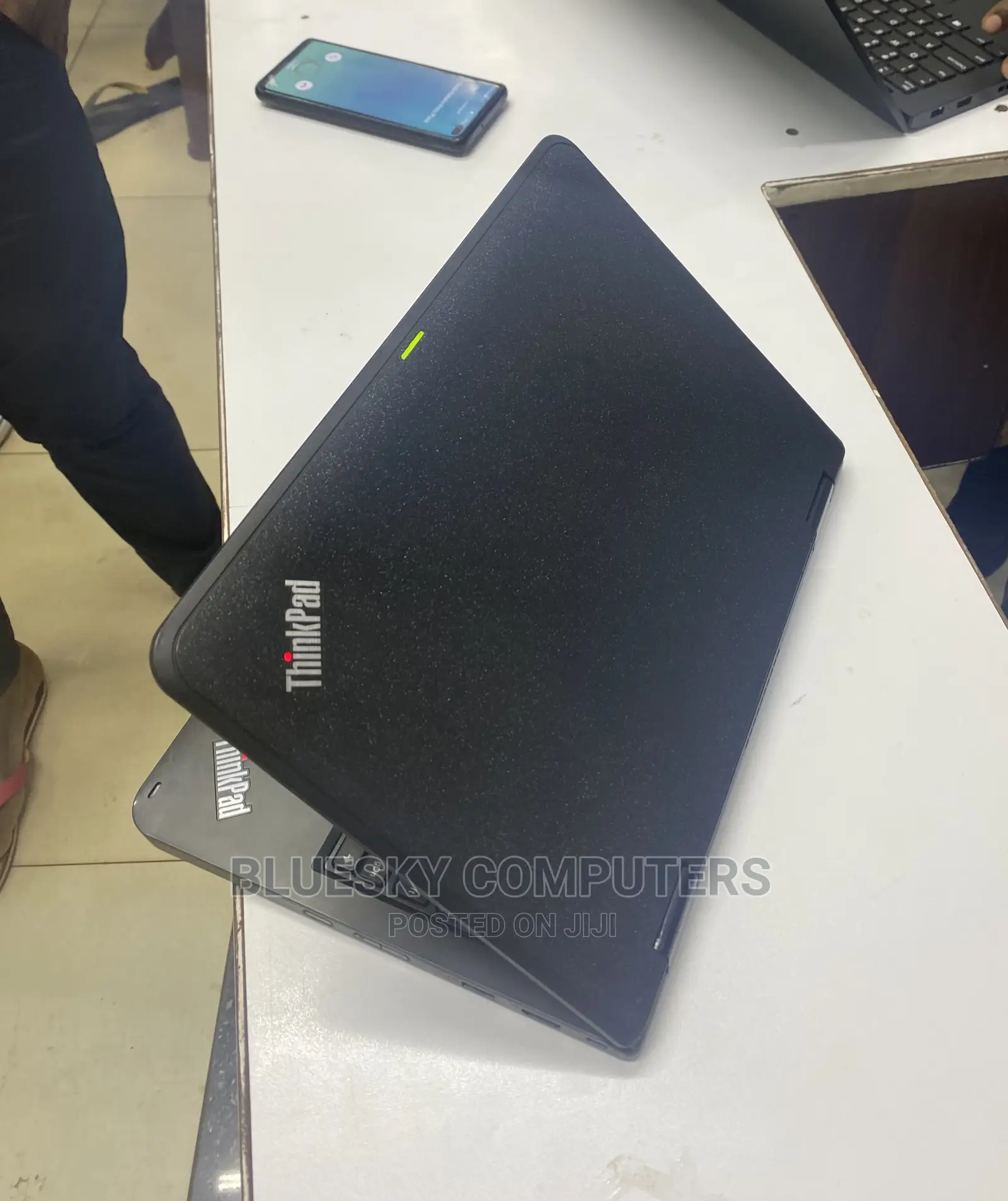 Laptop Lenovo Yoga 11e 4GB Intel Pentium HDD 500GB