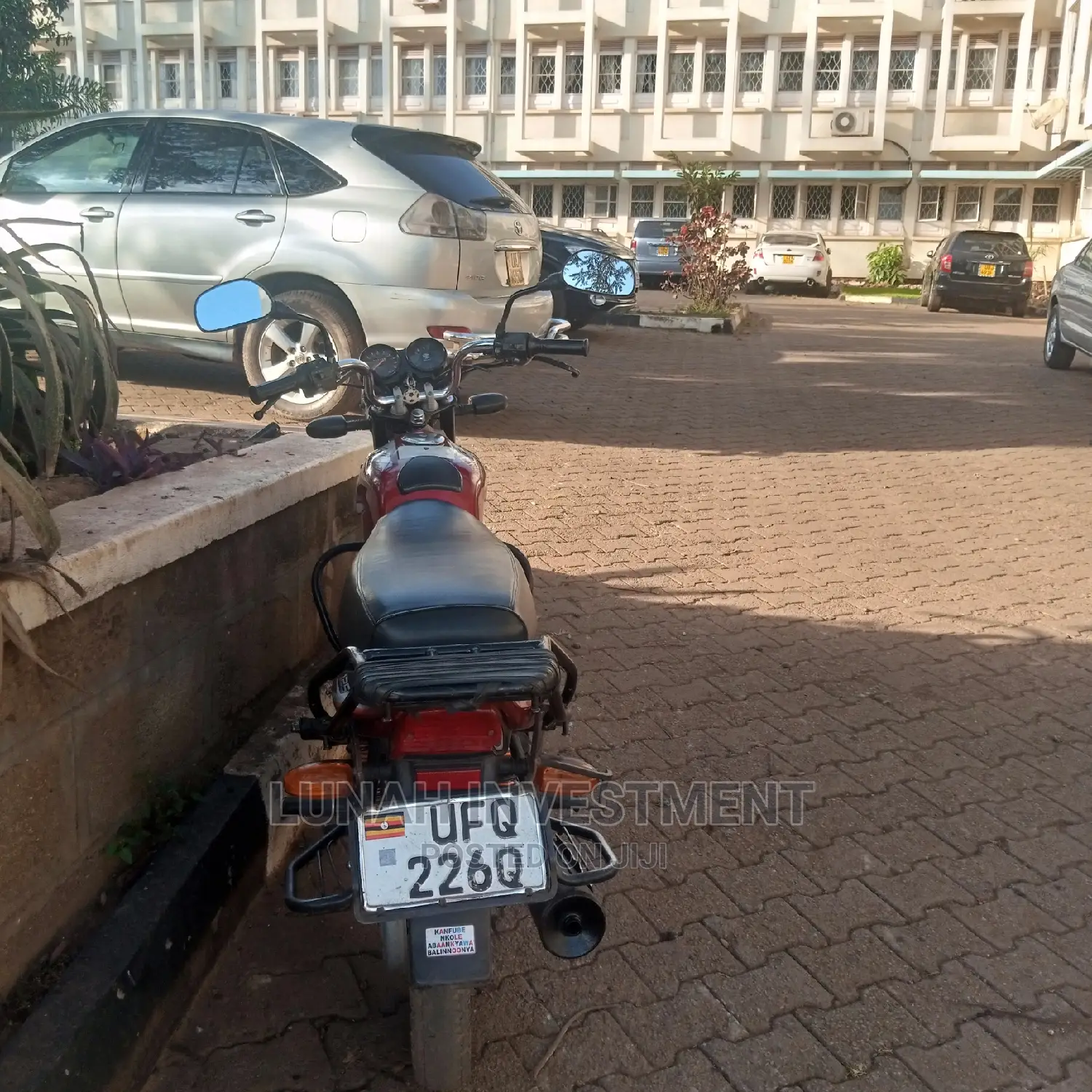 Bajaj CT 110X 2022 Red
