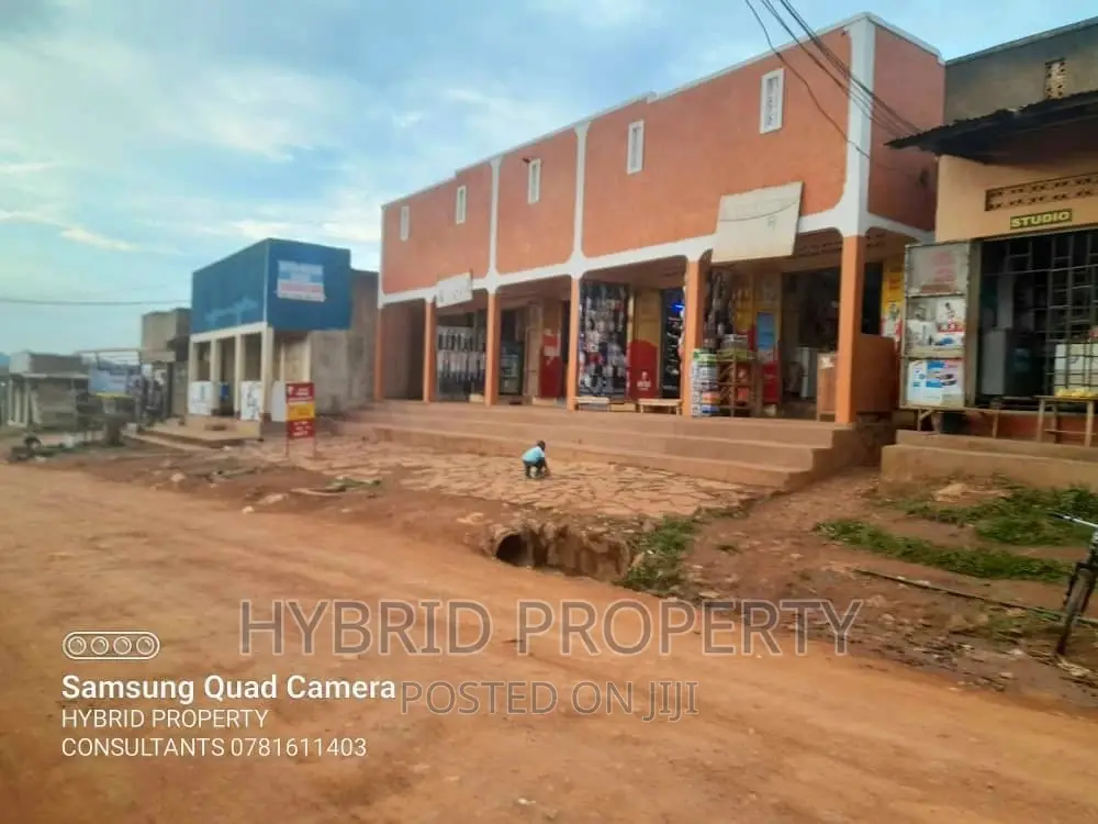 Beautiful Shops Rentals for Sale in Wakiso Town~Hoima Road