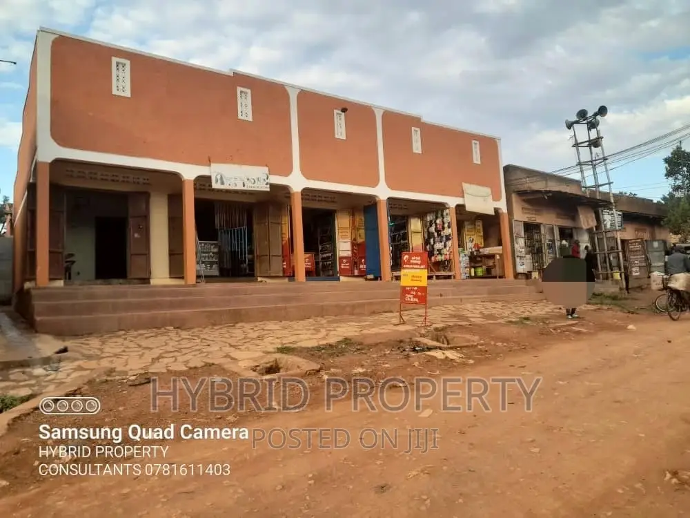 Beautiful Shops Rentals for Sale in Wakiso Town~Hoima Road