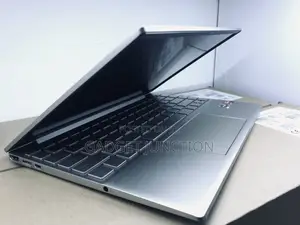 New Laptop HP Pavilion 13 16GB AMD Ryzen 7 SSD 512GB