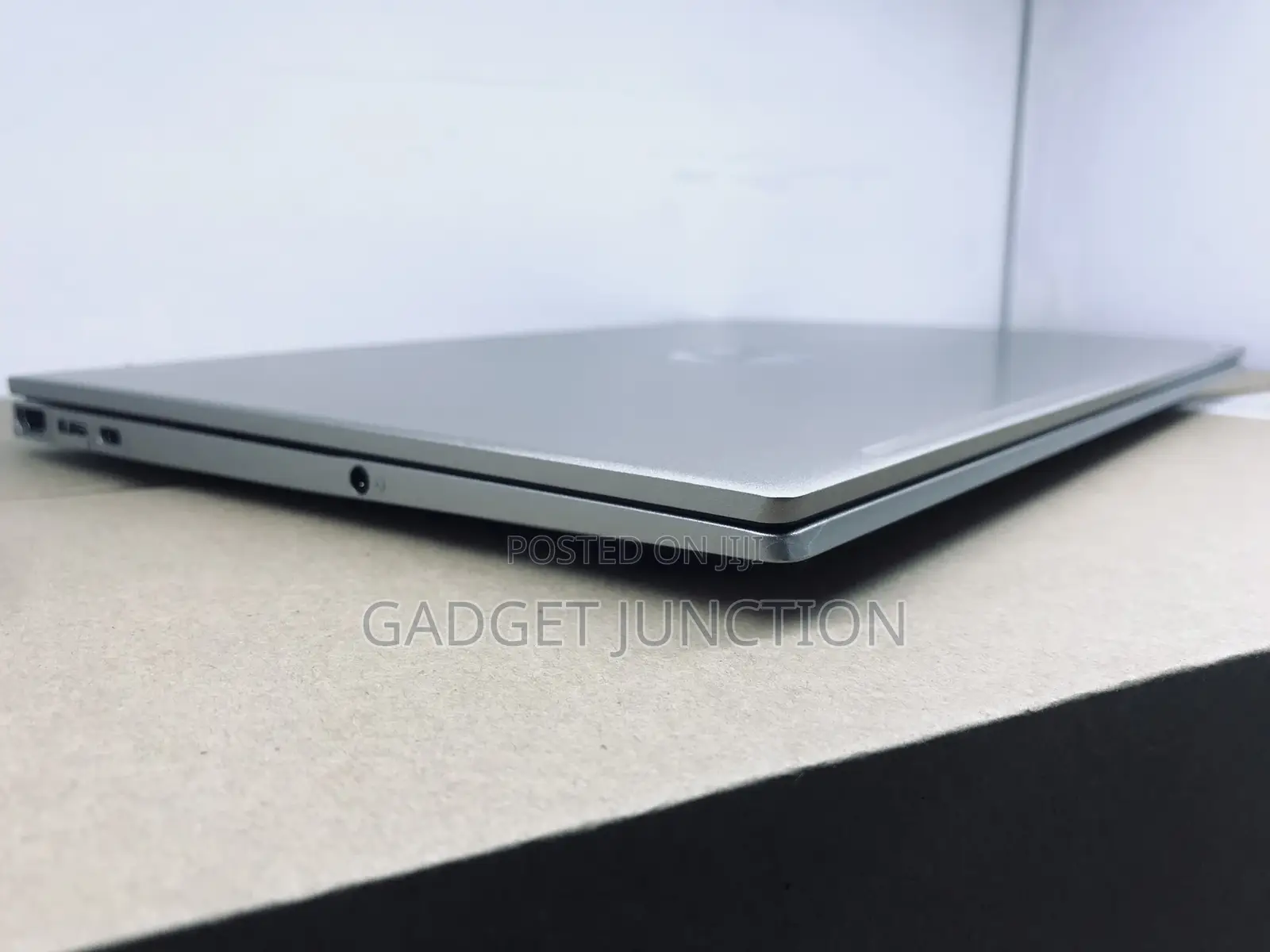 New Laptop HP Pavilion 13 16GB AMD Ryzen 7 SSD 512GB