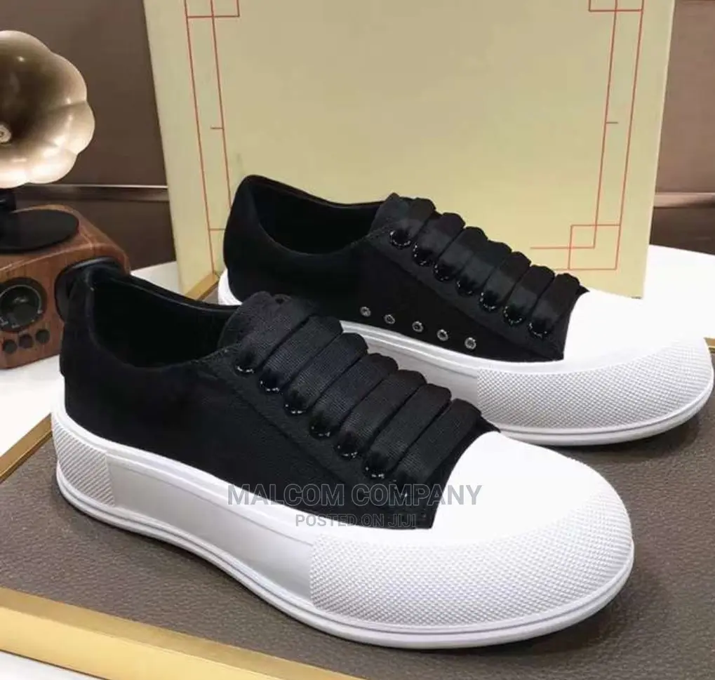 Alexander McQueen Shoe