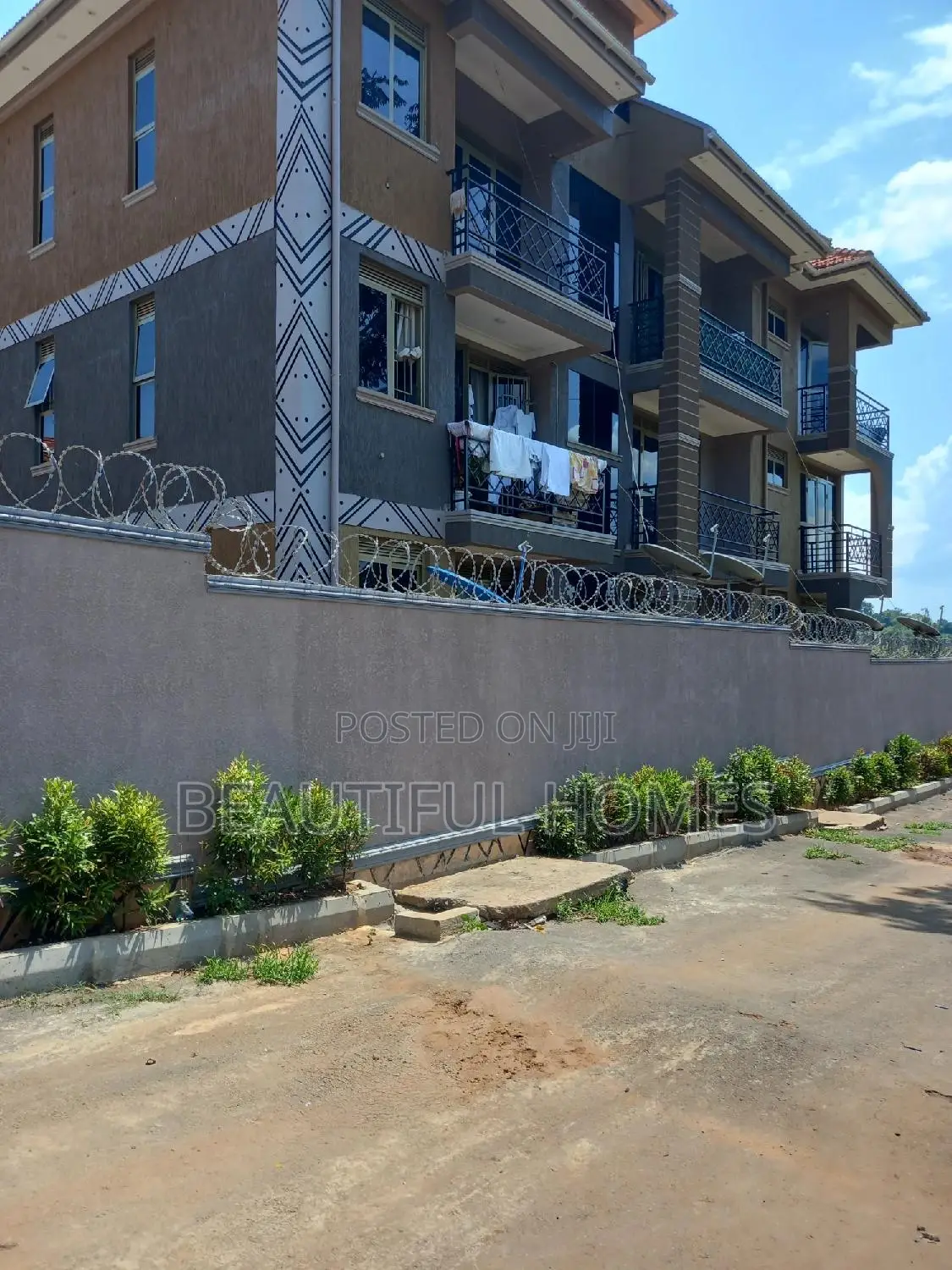 Furnished 2bdrm Apartment in Kyaliwajjara, Central Division for sale