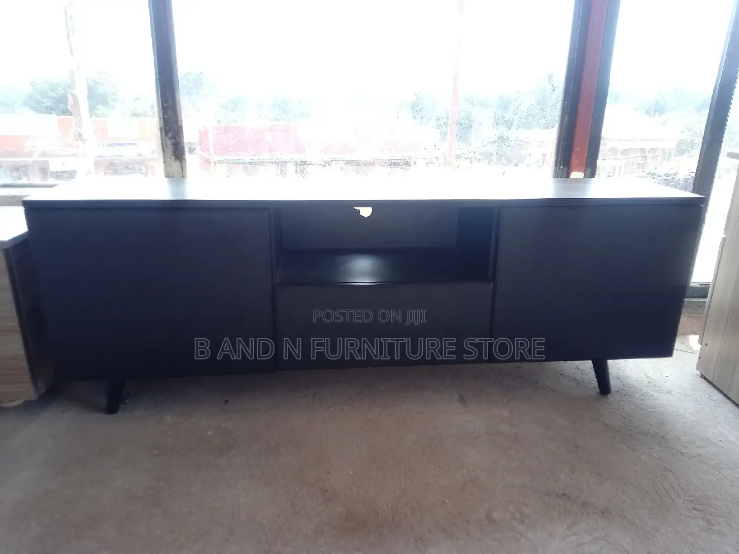 Excellent TV Stand in 5 by 1.5fts in Black