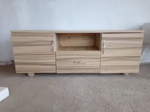Good TV Stand in 3.5 by 1fts