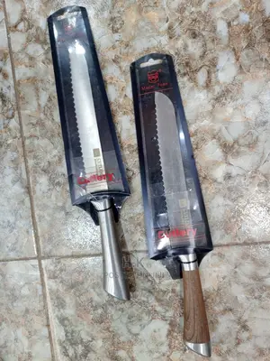 Bread Knife