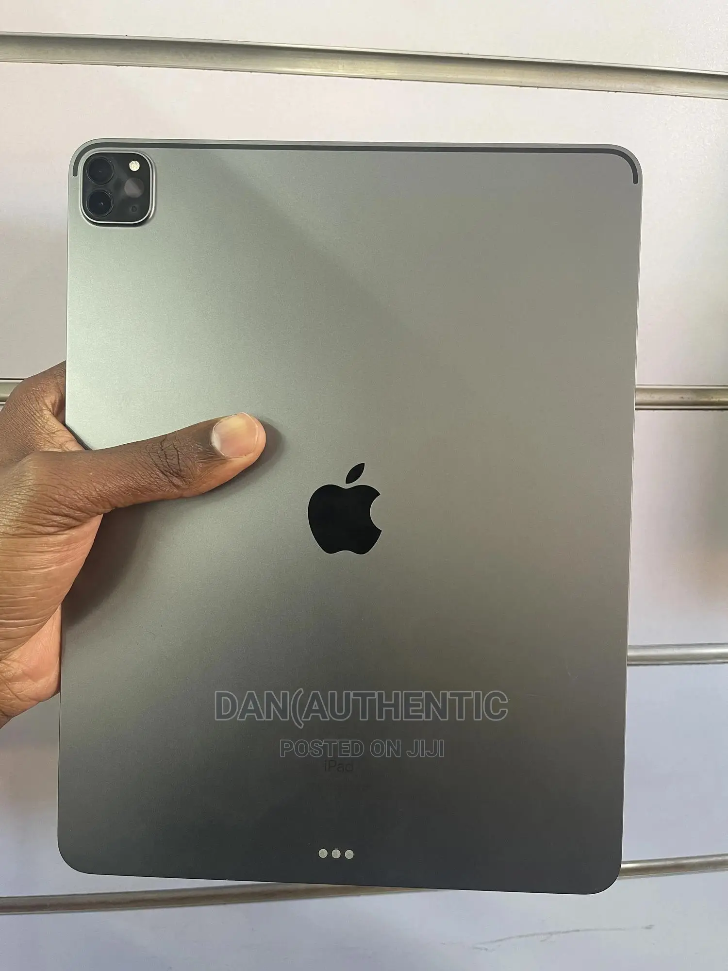 Apple iPad Pro 12.9 (2021) 128 GB Gray