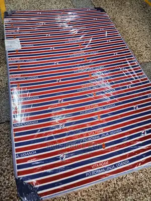 Photo - Vitafoam Mattress Sealed Cover.4x6x6inches.( Red)