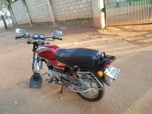 Bajaj Boxer 100 2023 Red