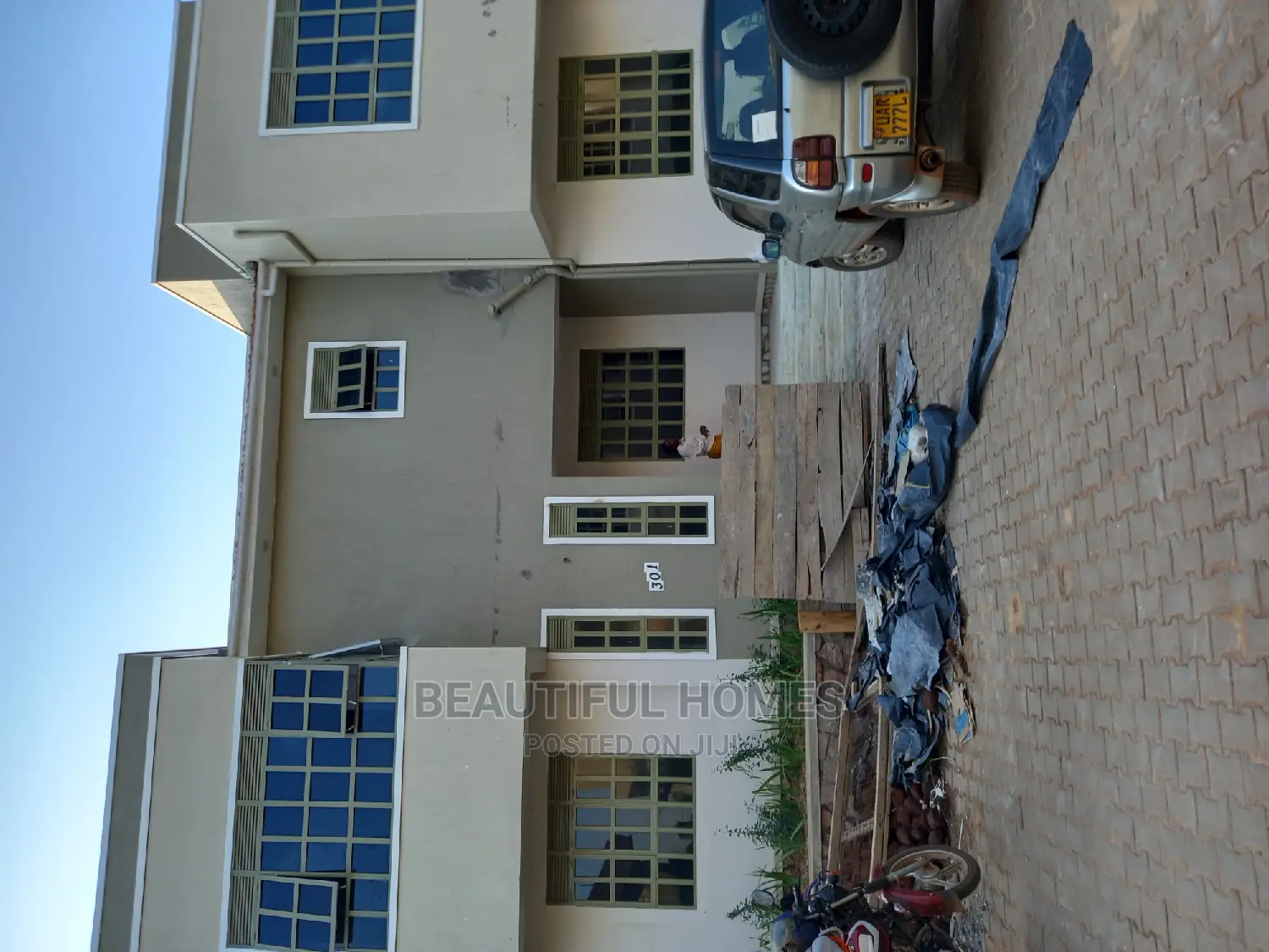 Furnished 5bdrm Duplex in Kira for sale