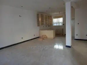 Furnished 5bdrm Duplex in Kira for sale