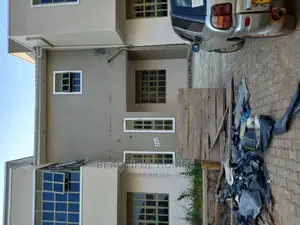 Furnished 5bdrm House in Kira for sale