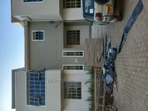 Furnished 5bdrm House in Kira for sale