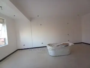 Furnished 5bdrm Mansion in Kira Corporate for sale