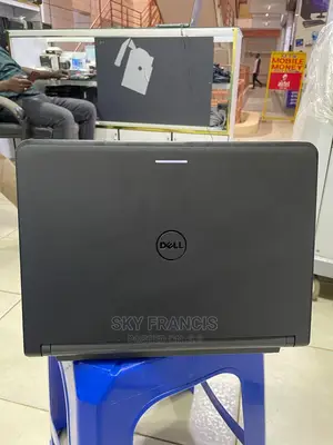 Laptop Dell 4GB Intel Core I3 HDD 500GB