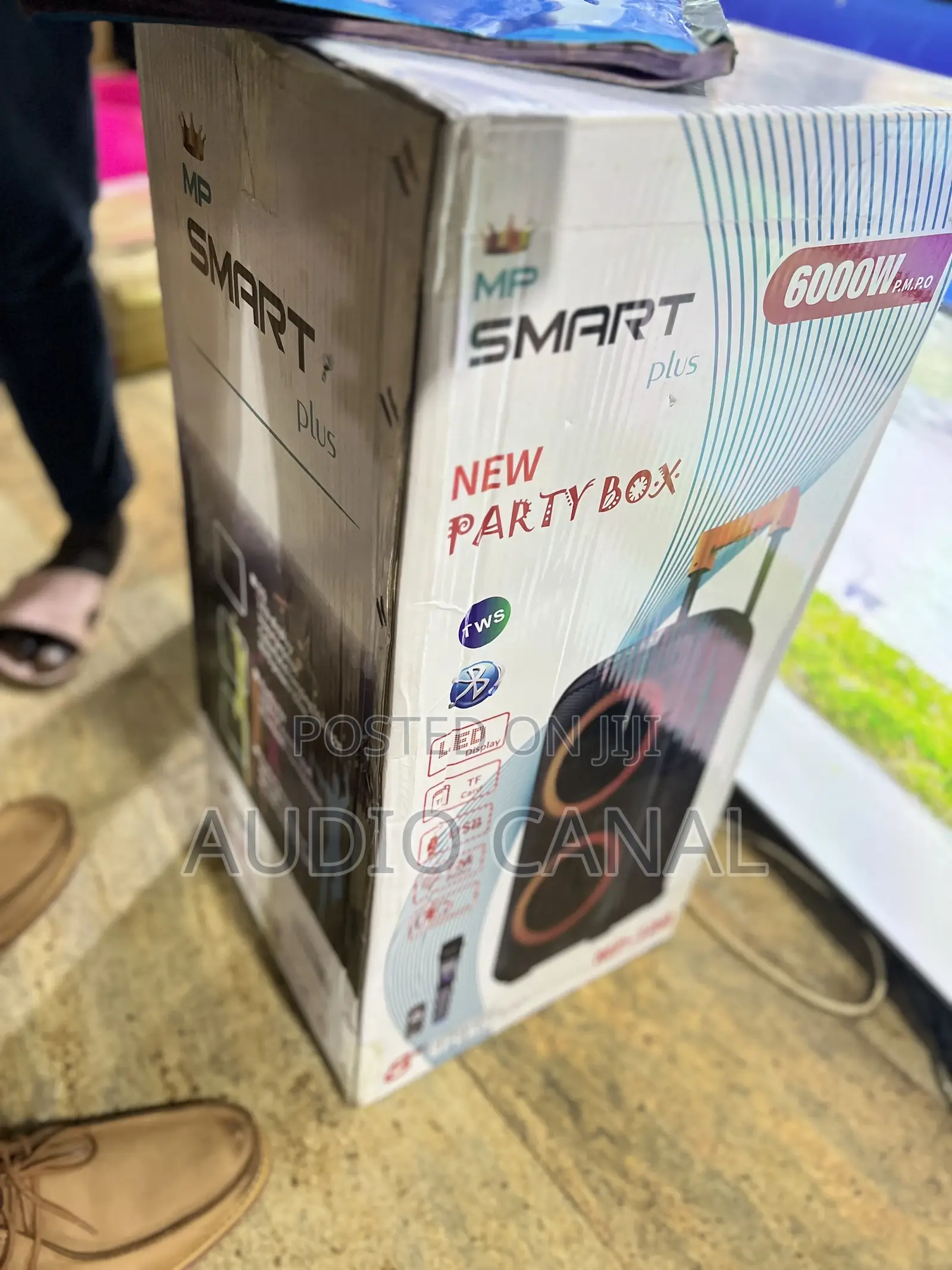 8” Smartplus Party Box