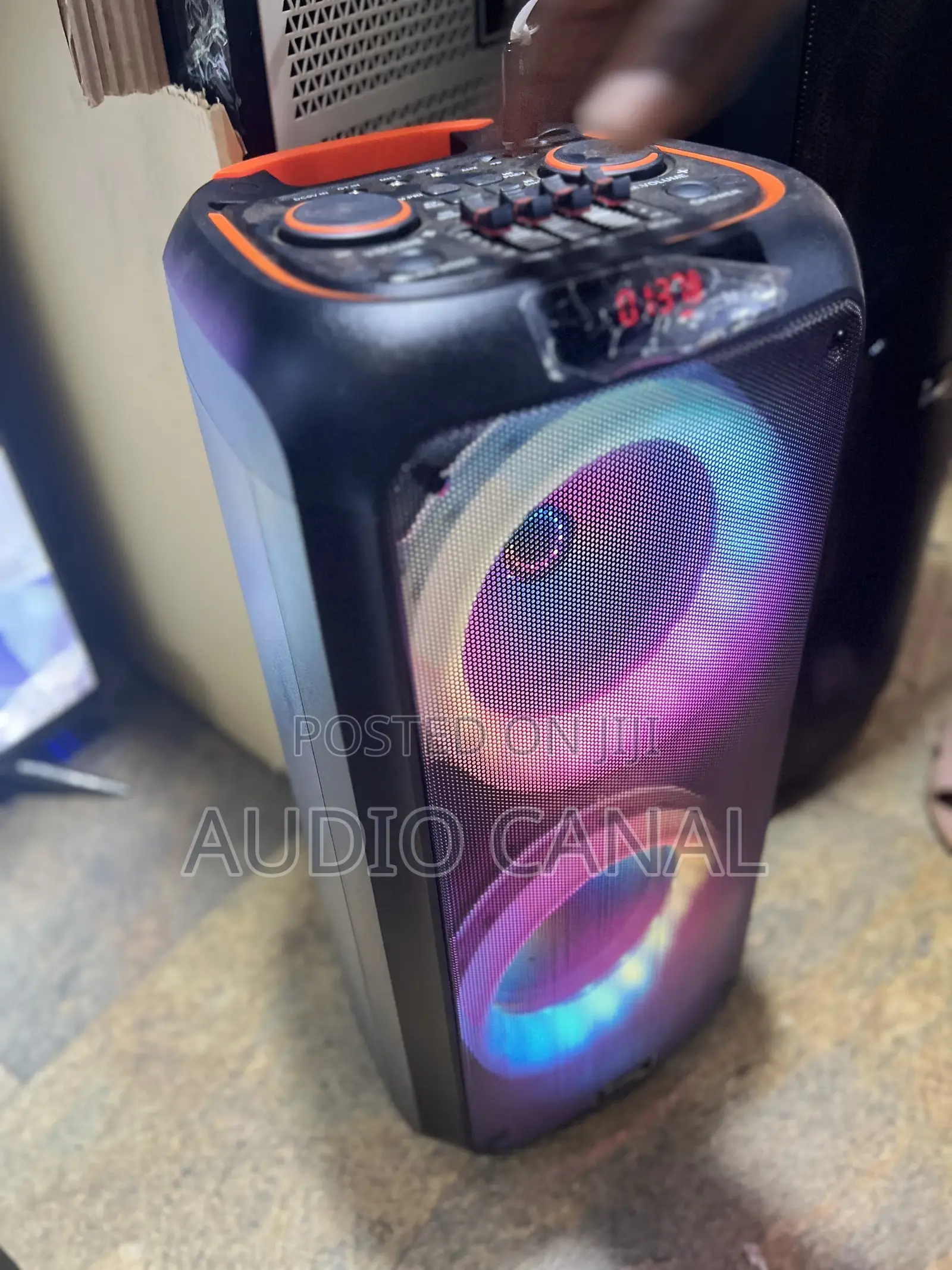 8” Smartplus Party Box