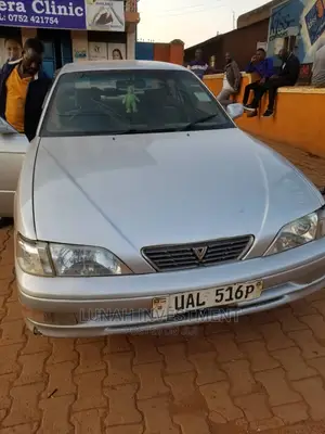 Toyota Camry 1998 Silver