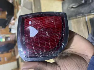 L200 Sportero 2006 - 2014 Rear Reflector