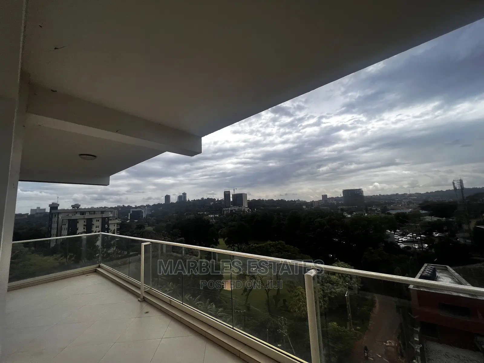Furnished 4bdrm Apartment in Kololo, Central Division for rent