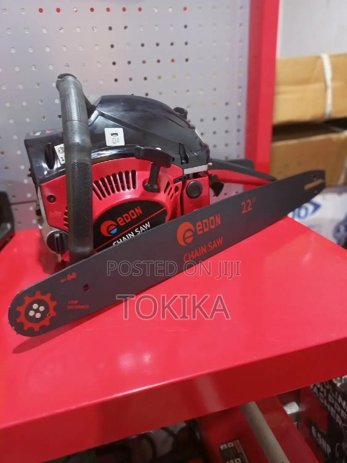 Edon Chainsaw
