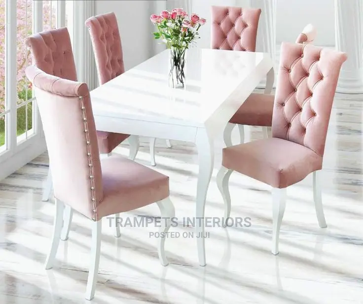 Dinning Table/ Dogy Dinning Table Call