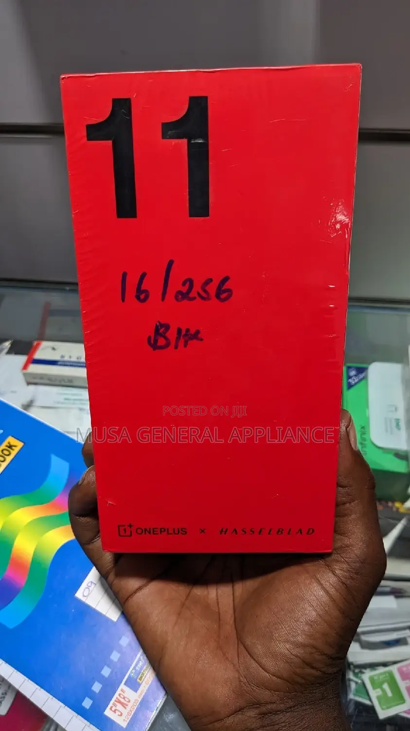 New OnePlus 11 256 GB Black