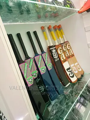 Cricket Bat Fiber and Wooden Original Materials All Colours