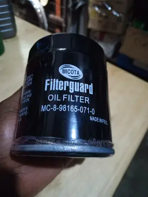 Photo - Isuzu D-Max Oil Filter