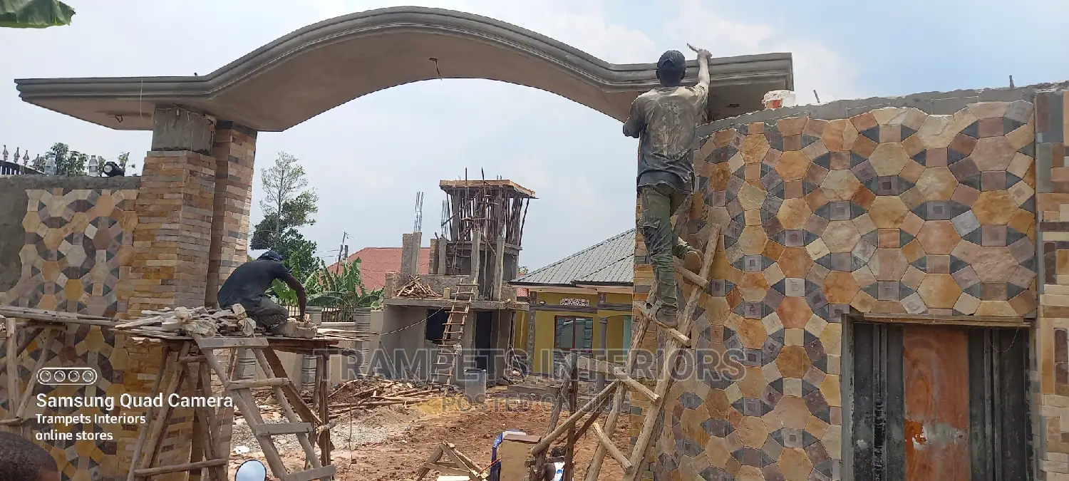 Molding and Stone Decor