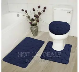 3 Piece Bathroom Mats Set- Color May Vary