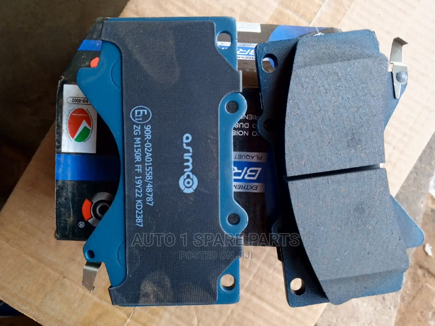Front Brake Pads, Squoia,Tundra, Land Cruiser 200 Series