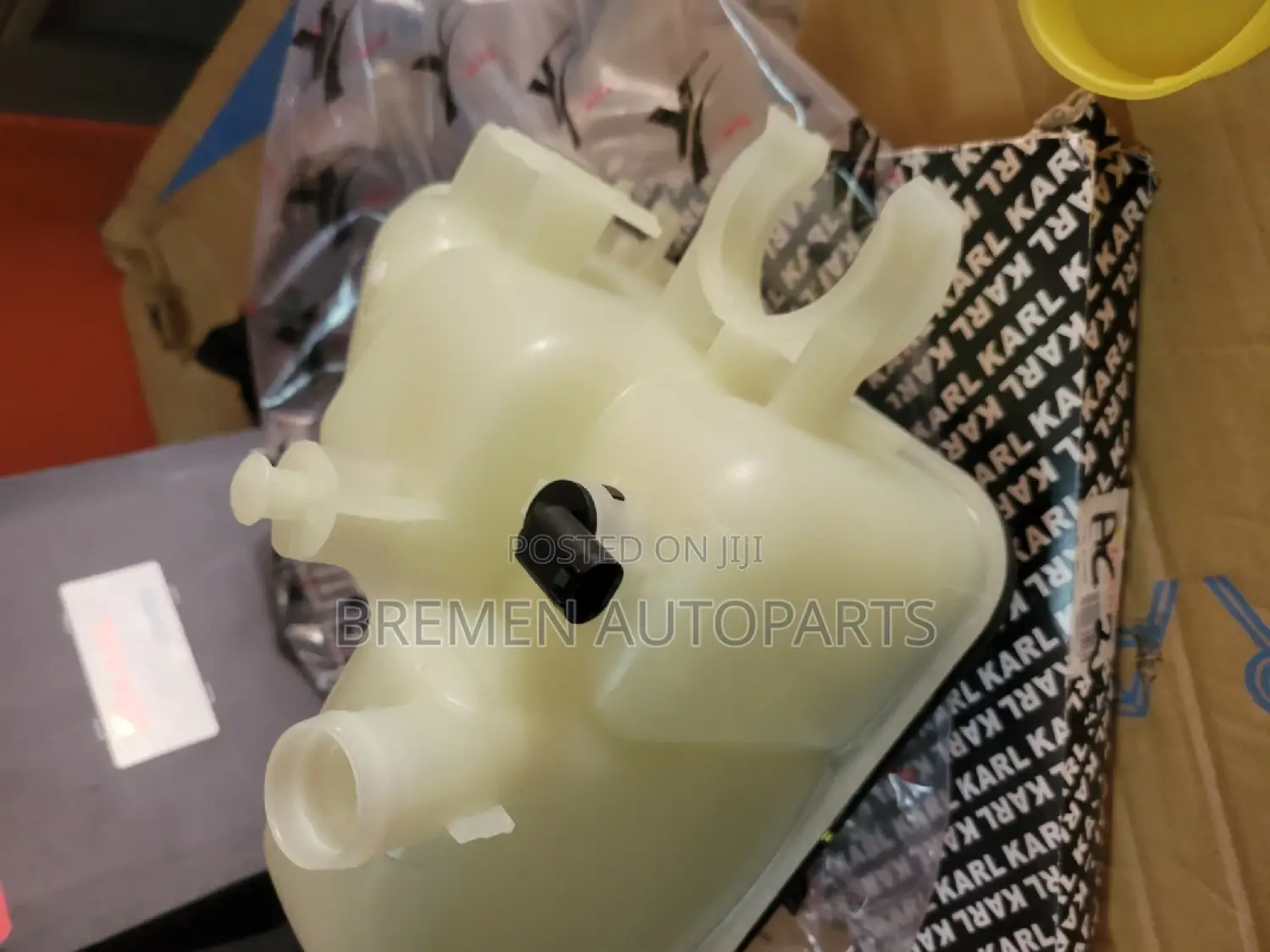 Coolant Expansion Tank Mercedes W203